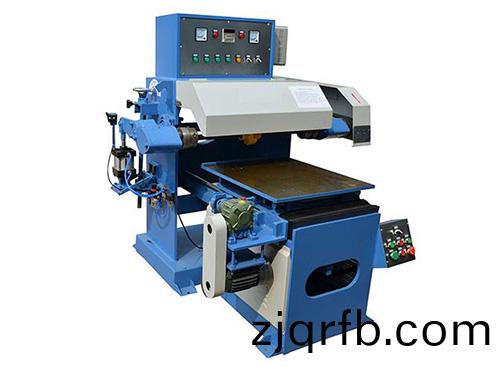 如(ru)何提高平麵拋(pao)光機(ji)的拋光速度？